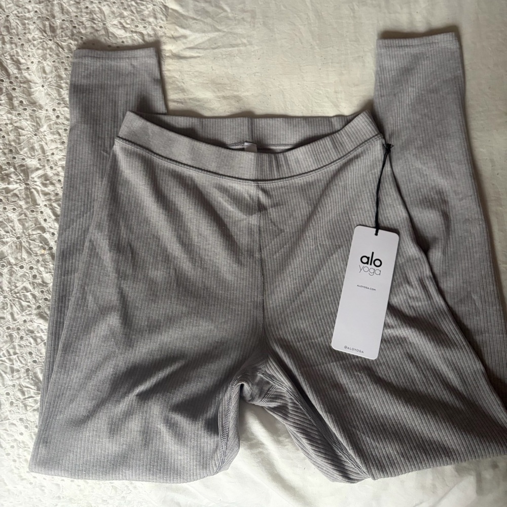 ALO Yoga Blissful Leggings